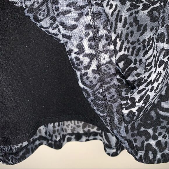 Leopard Shirt Women’s XXL 20 Animal Cheetah Print Top Blouse Flowy Loose Fit - Picture 7 of 9